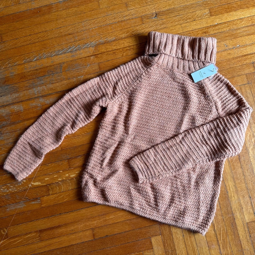Super Soft Peach Sweater BNWT